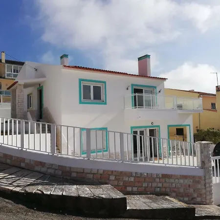 Gundi House Vandrerhjem Ericeira