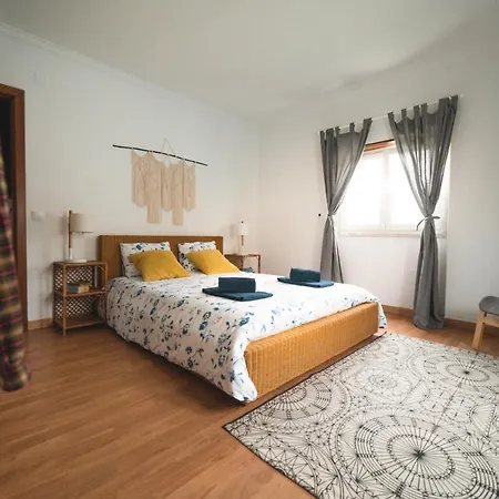 Gundi House Ericeira