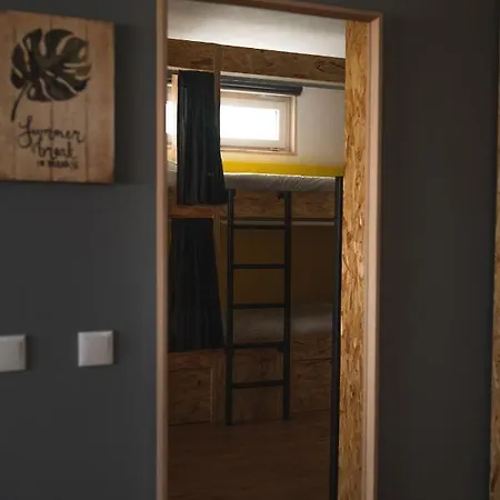 Albergue Gundi House Ericeira