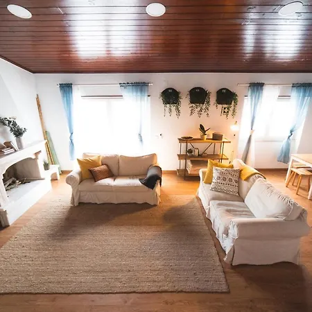 Albergue Gundi House *